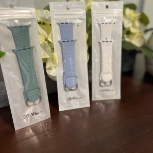 Bundle of 3 apple watch plastic bands